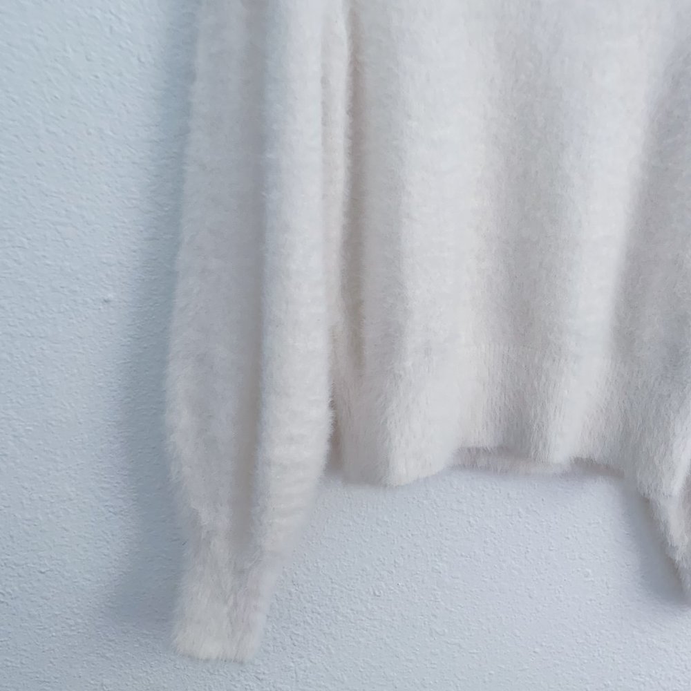 Banana Republic White Fuzzy Balloon Sleeve Cozy Sweater S - Picture 5 of 8